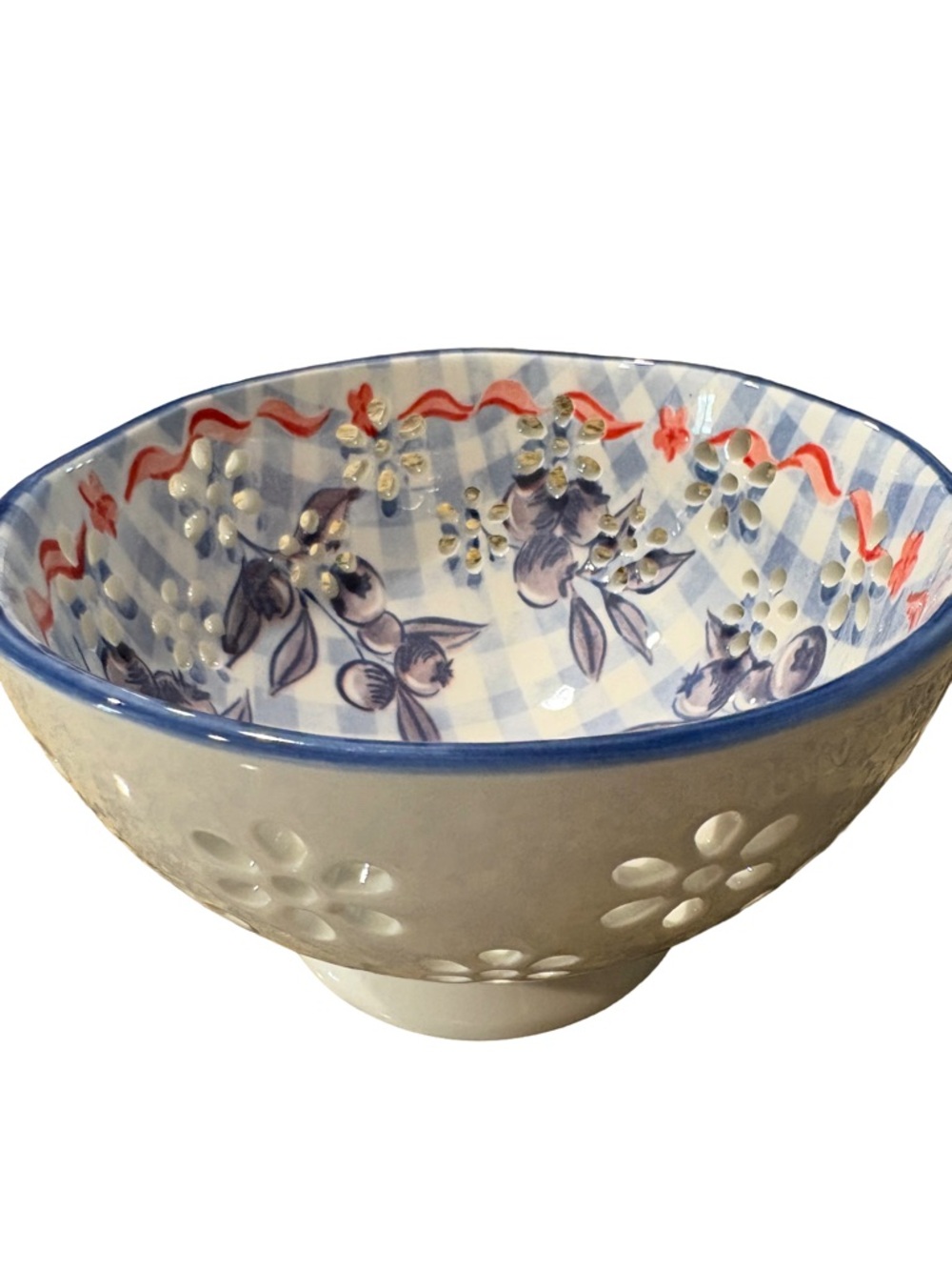 PRIMA DESIGN NWT ceramic berry bowl colander -gingham/blueberries - Picture 2 of 4